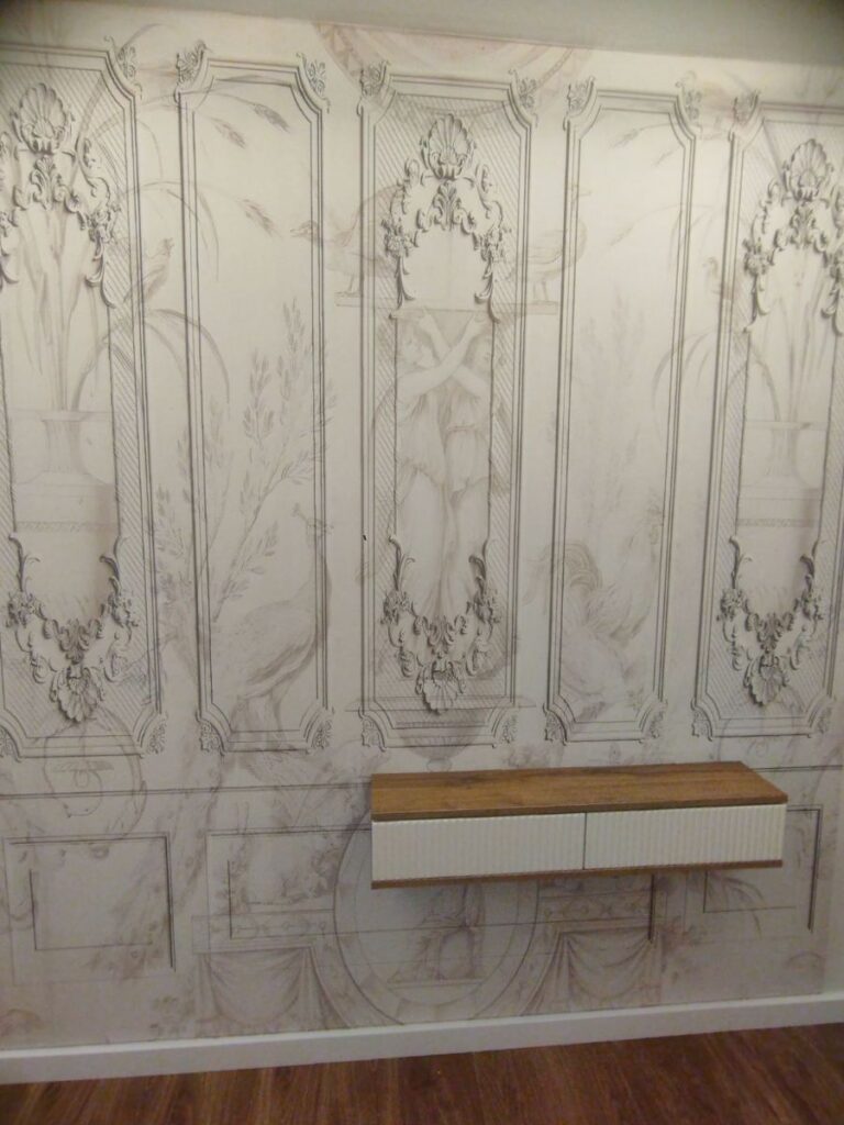 molding wall braon 20260323
